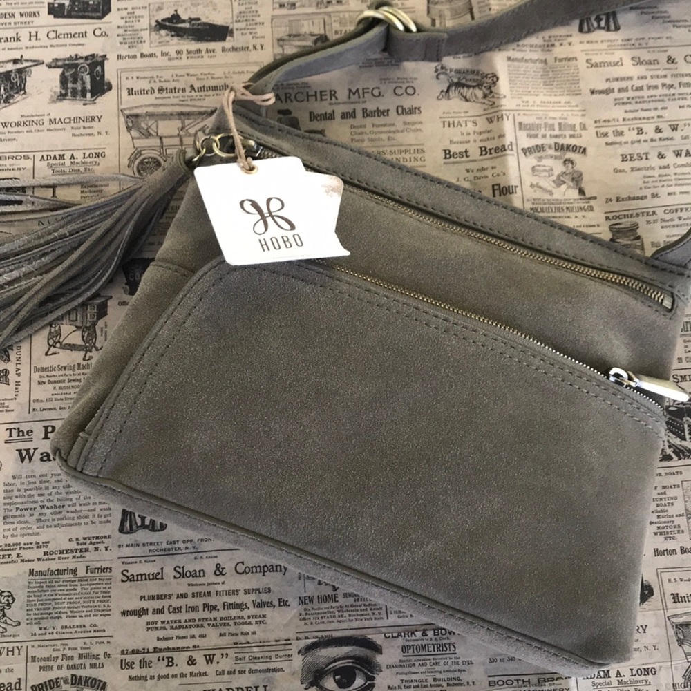 Hobo Cassie Crossbody in Sage